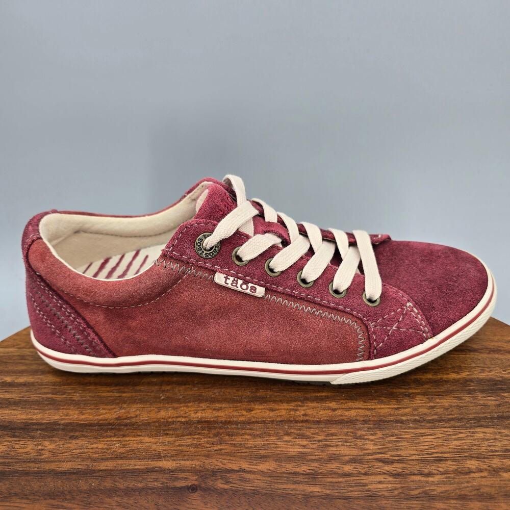 Taos Retro Star Shoes Womens 7.5 Burgundy Suede Low Top Orthotic Comfort Sneaker